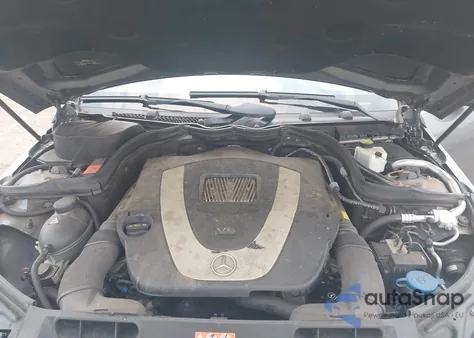 2012 Mercedes-Benz C 300 Luxury 4Matic/Sport 4Matic z USA, uszkodzony, nr VIN WDDGF8BBXCR209813